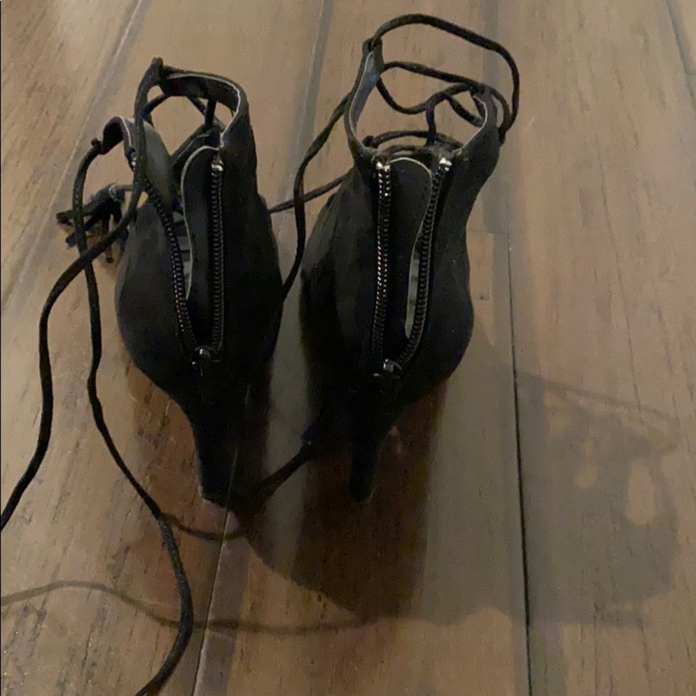 Sandals - Picture 2 of 3